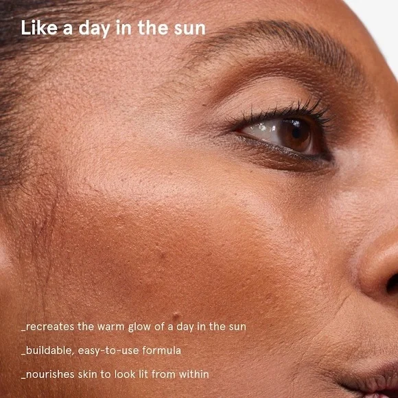 Glossier Solar Paint Luminous Bronzer Crème in Ray, 0.5 fl. Oz. / 13 mL. - Picture 12 of 16